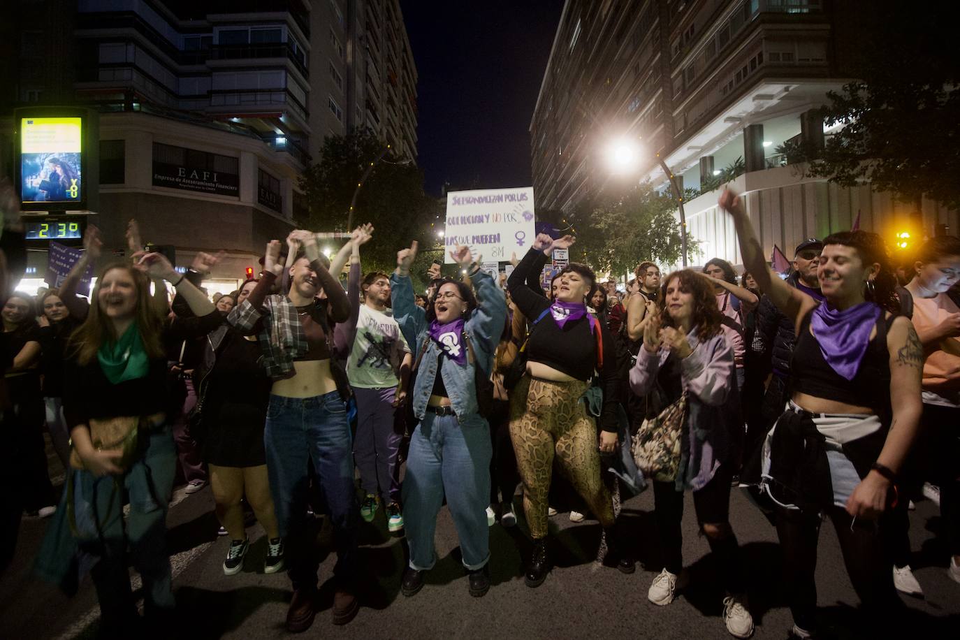 La manifestación del Día de la Mujer en Murcia, en imágenes