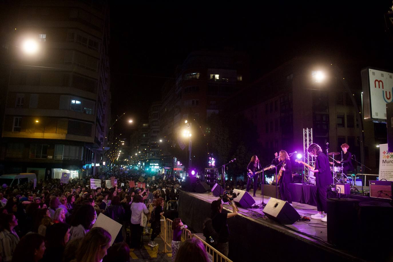 La manifestación del Día de la Mujer en Murcia, en imágenes