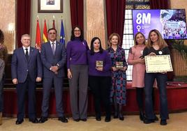 Entrega del premio 'Murcia en Igualdad 2023' en el Ayuntamiento de la capital, este miércoles.