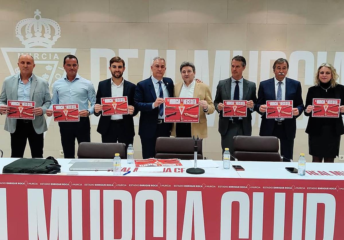 Nuevo consejo del Real Murcia, con Felipe Moreno al frente.