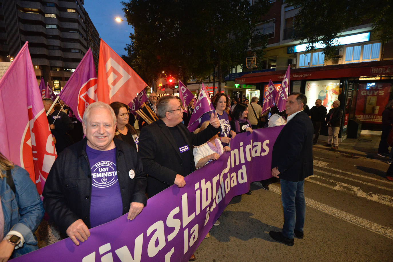 La manifestación del Día de la Mujer en Murcia, en imágenes