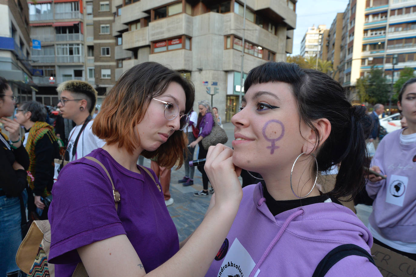 La manifestación del Día de la Mujer en Murcia, en imágenes