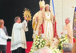 Acto de coronación de la Patrona celebrado en Ojós.