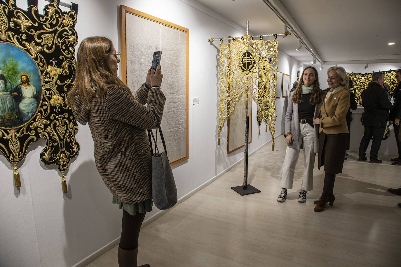 Exposición de bordados de Antoñita Sánchez en Cartagena