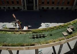 Ajardinamiento en la parte superior de la pérgola.