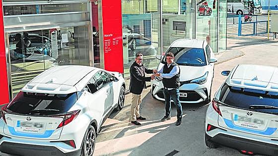 Electromain incorpora a su flota el SUV más revolucionario de Toyota Murcia