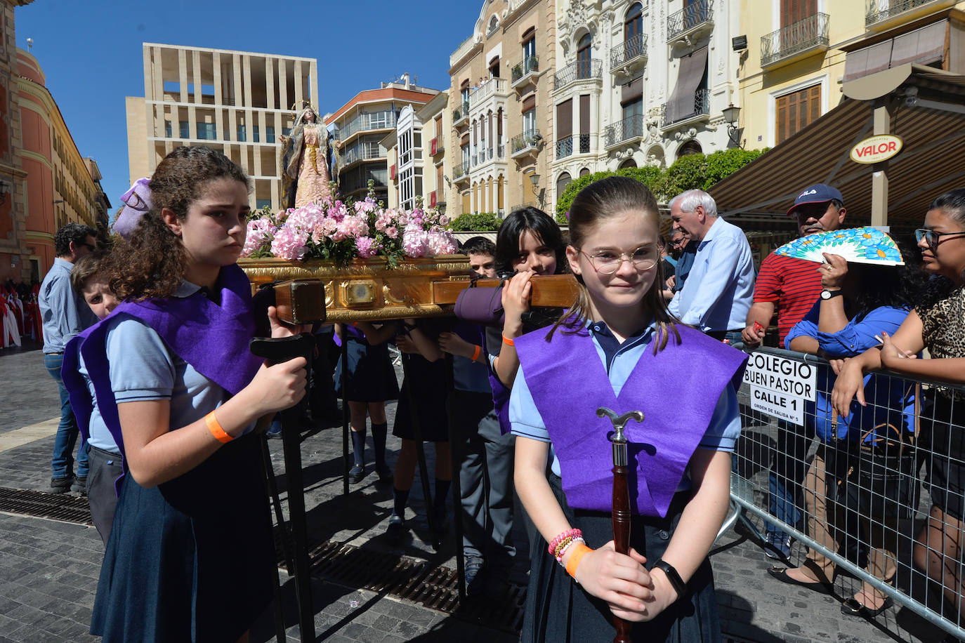 La Procesión del Ángel recorre el centro de Murcia