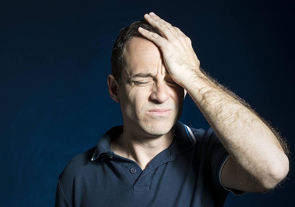 Por qué al levantarte rápido te mareas, un enfermero explica la razón.