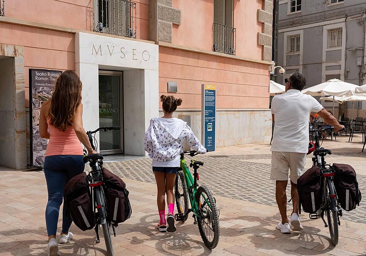 El Museo del Teatro Romano recibe numerosos visitantes cada año.