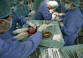 Un trasplante de corazón, en una imagen de archivo.