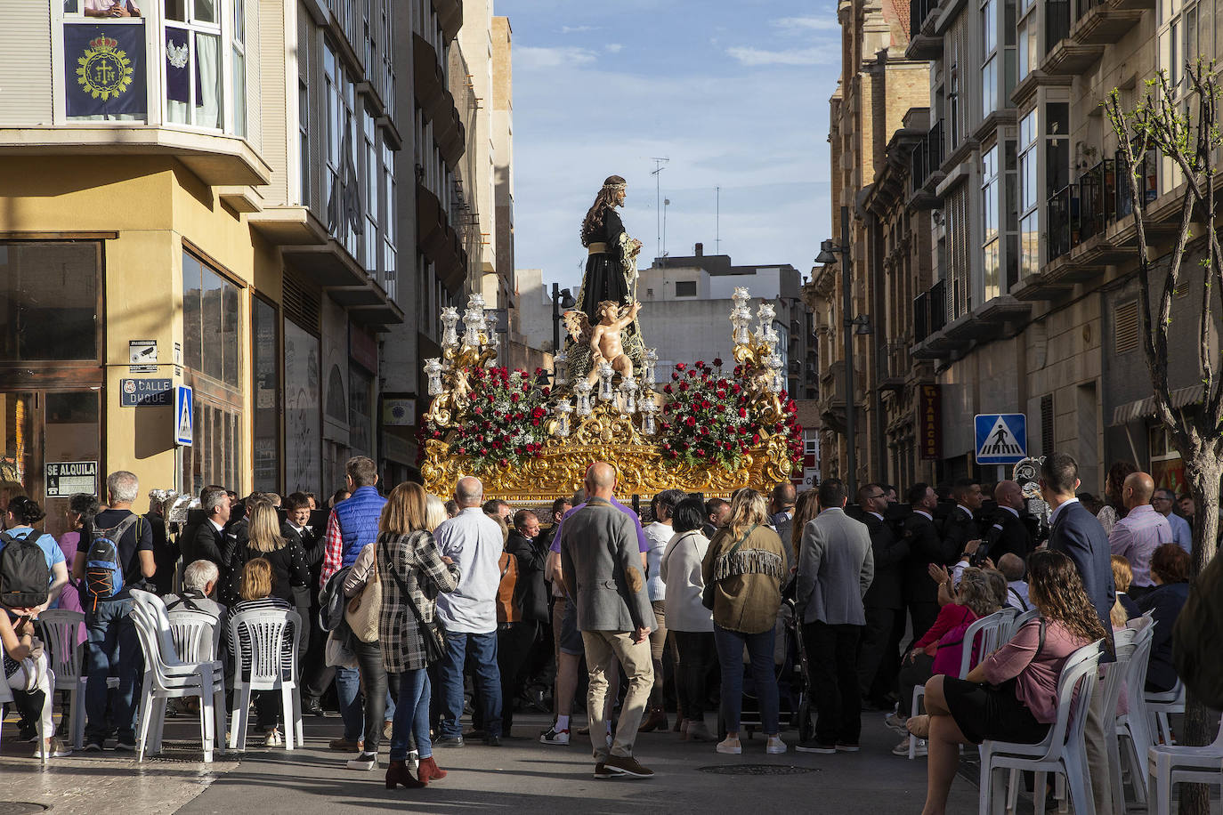 El vía crucis del Cristo de la Divina Misericordia de Cartagena, en imágenes