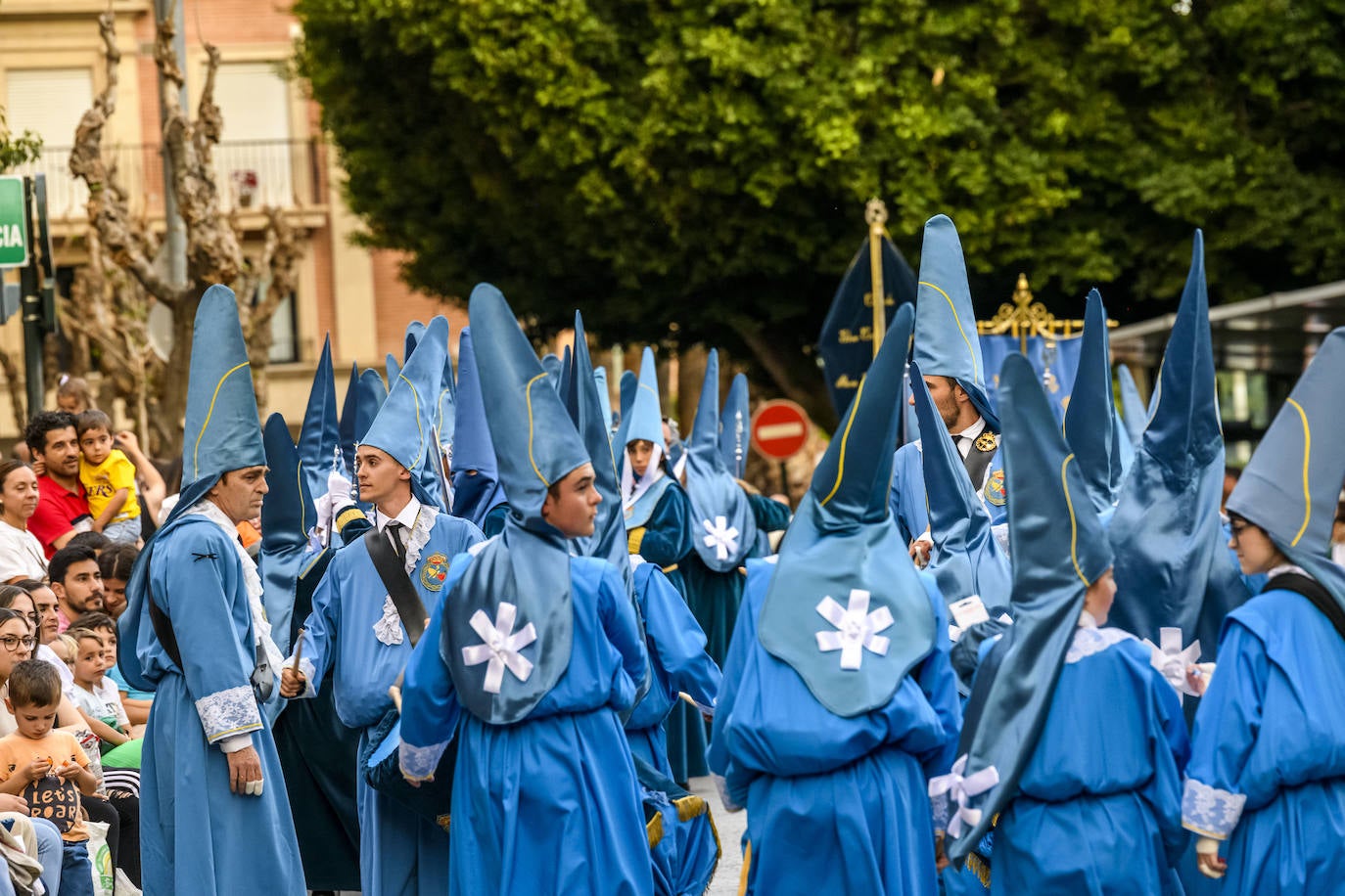 La procesión del Viernes de Dolores en Murcia, en imágenes