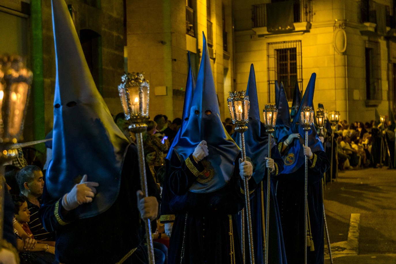 La procesión del Viernes de Dolores en Murcia, en imágenes