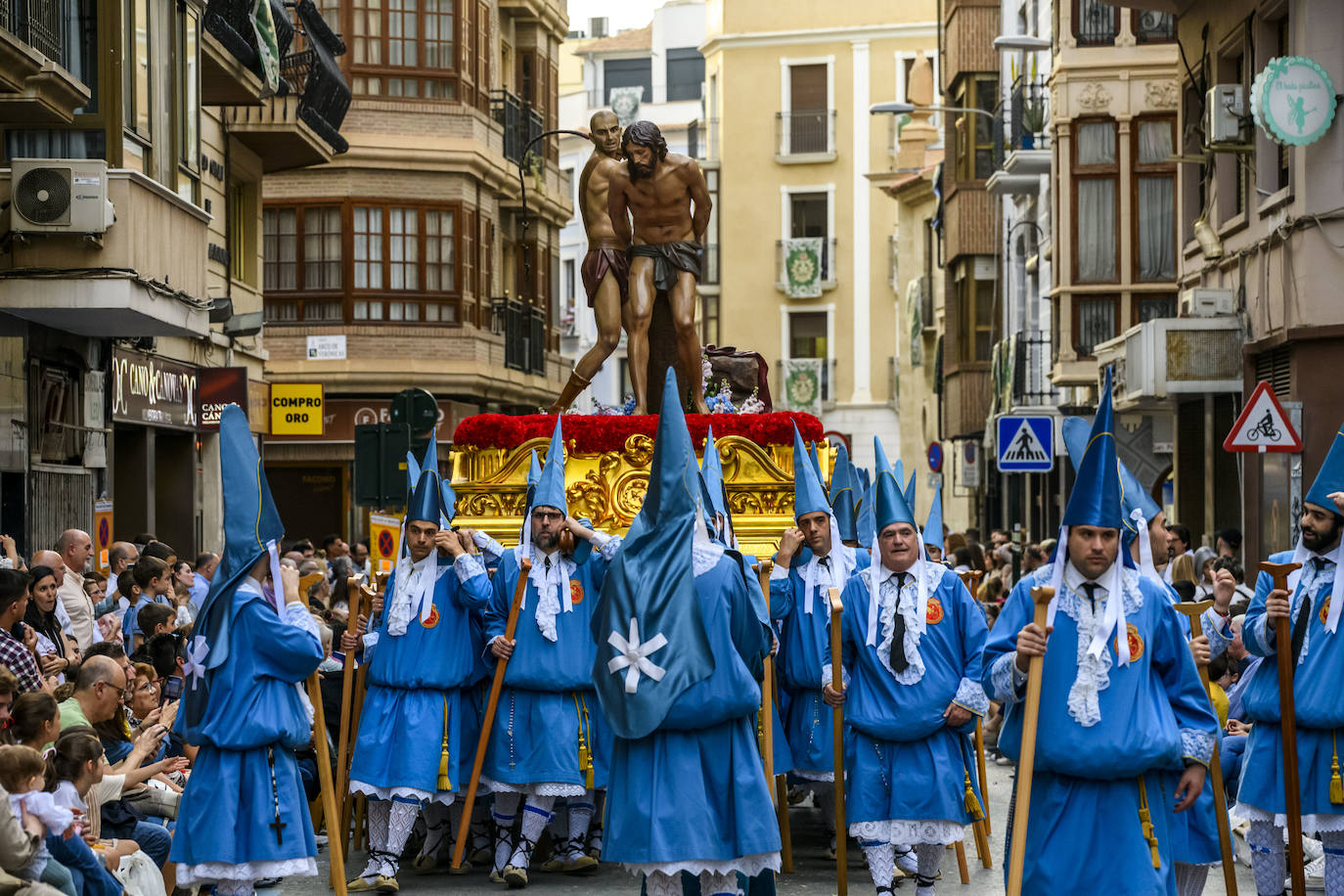 La procesión del Viernes de Dolores en Murcia, en imágenes