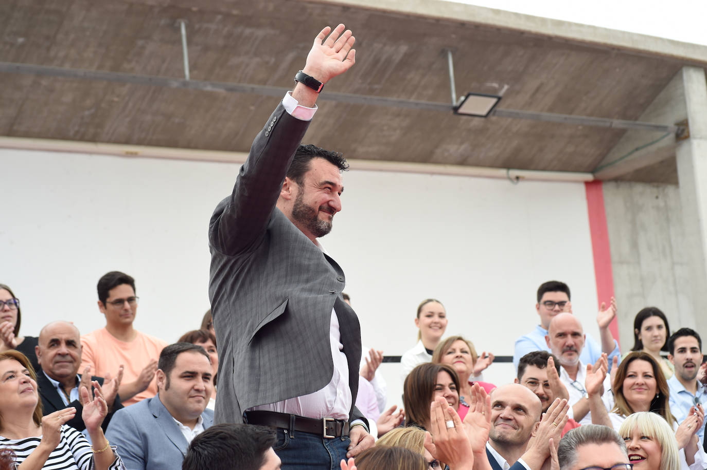 Acto de presentación de la candidatura de José Antonio Serrano a la alcaldía de Murcia, en imágenes
