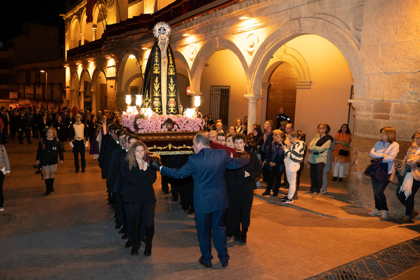 Procesión de la Santísima Virgen de la Soledad de Lorca, en imágenes