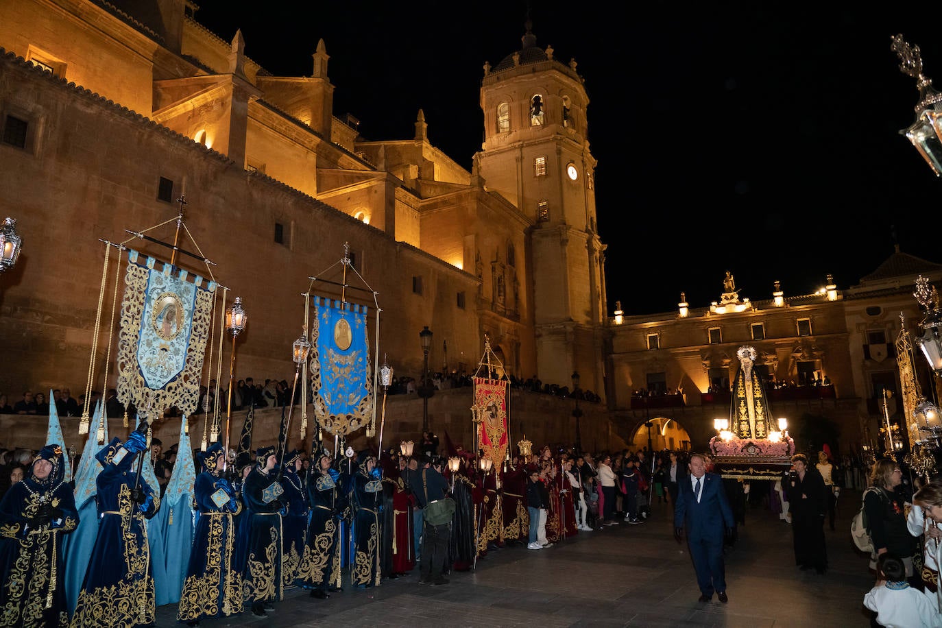 Procesión de la Santísima Virgen de la Soledad de Lorca, en imágenes