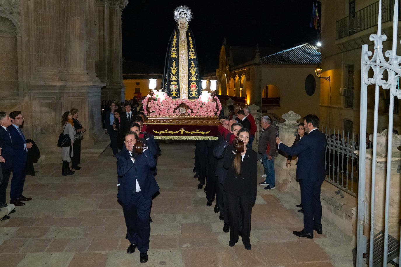 Procesión de la Santísima Virgen de la Soledad de Lorca, en imágenes