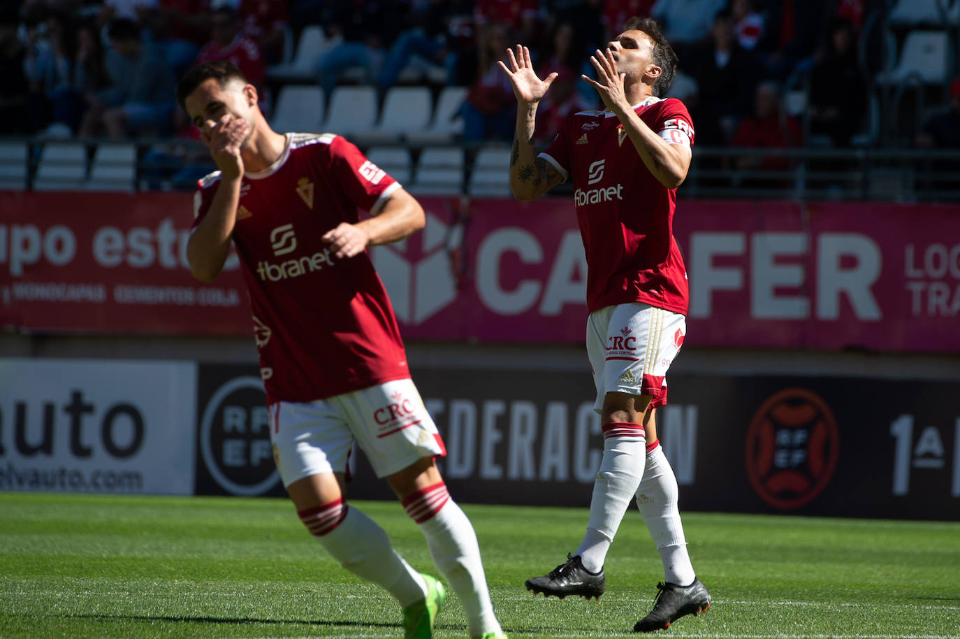 La victoria del Real Murcia frente al Cornellà, en imágenes