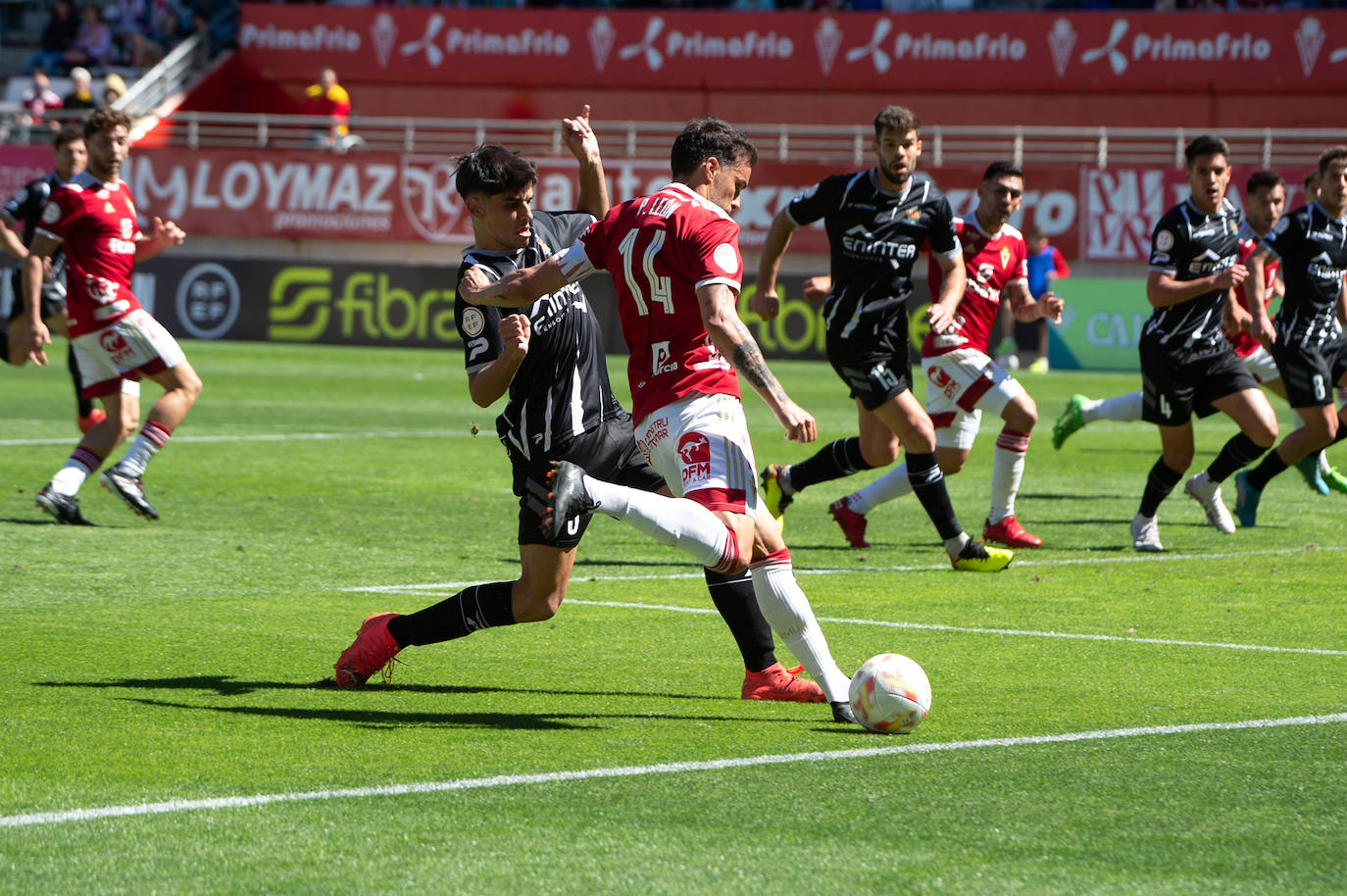 La victoria del Real Murcia frente al Cornellà, en imágenes