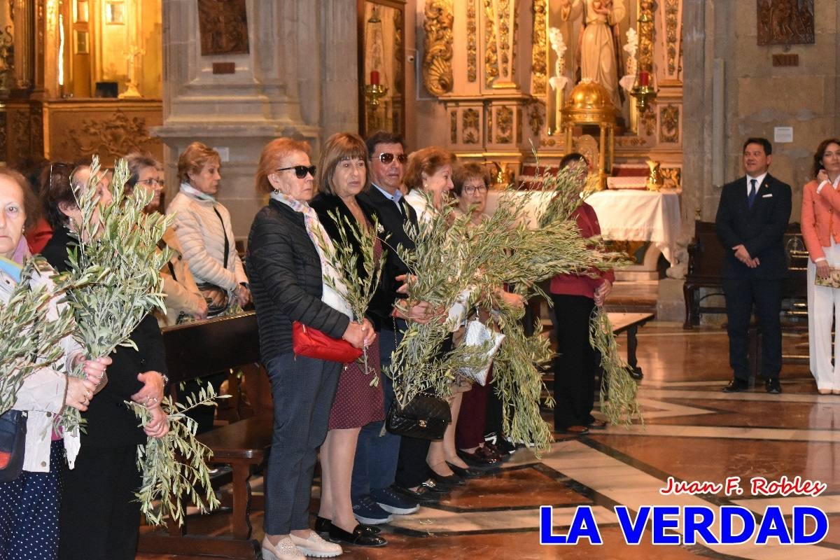 La procesión del Domingo de Ramos recorre la calle Mayor y La Corredera de Caravaca