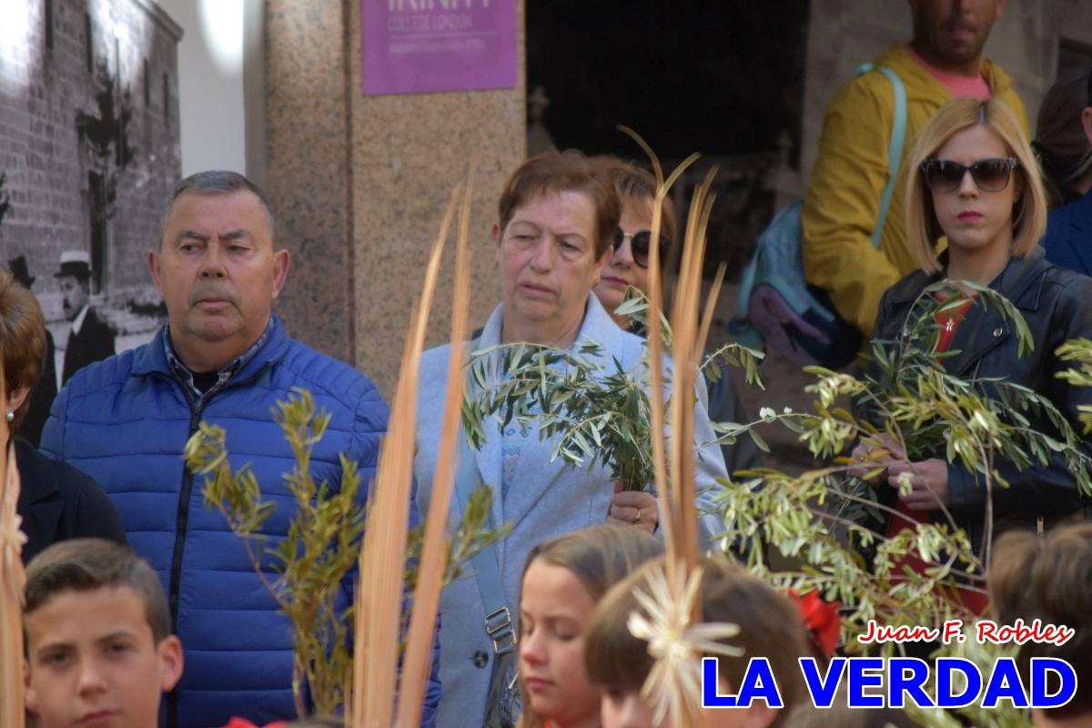 La procesión del Domingo de Ramos recorre la calle Mayor y La Corredera de Caravaca