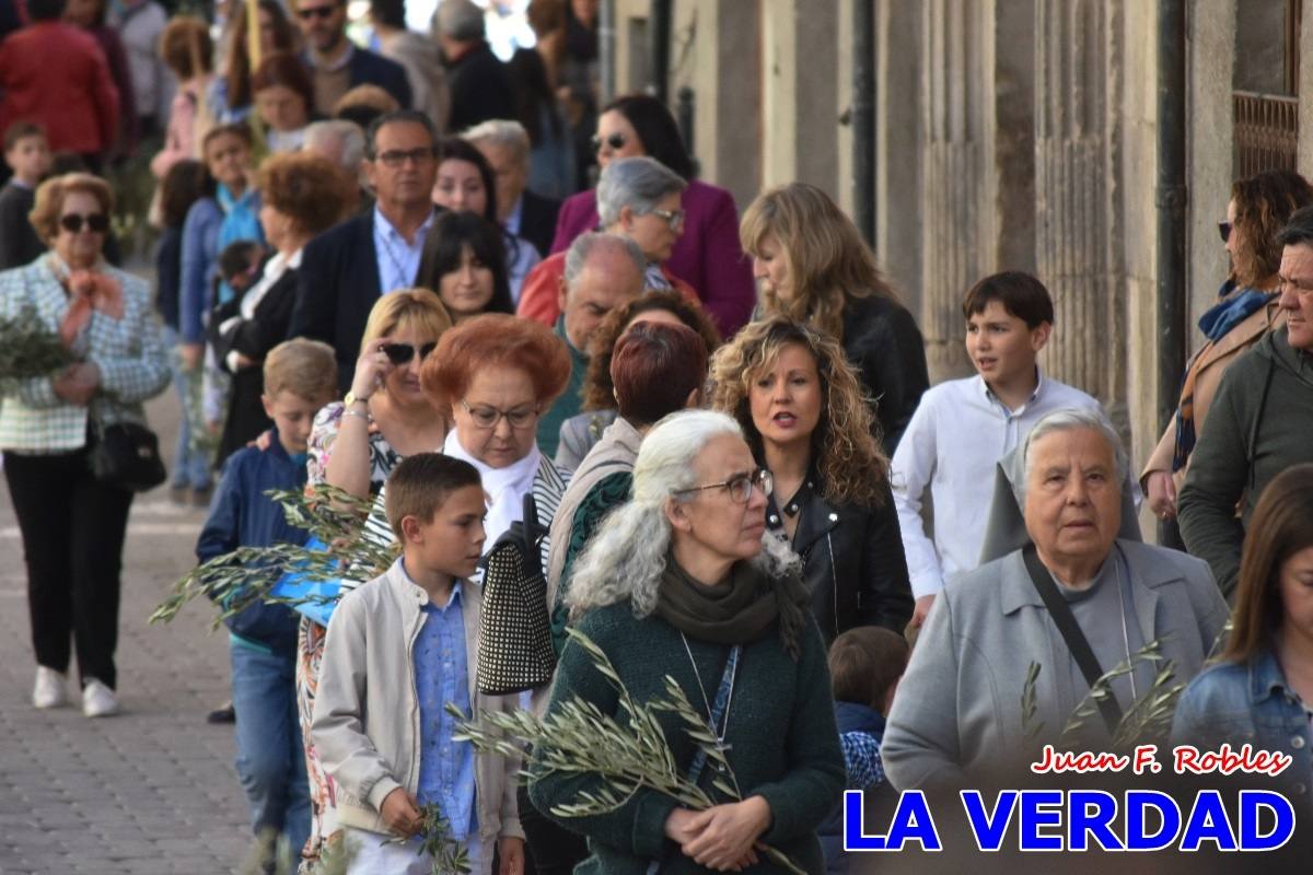La procesión del Domingo de Ramos recorre la calle Mayor y La Corredera de Caravaca