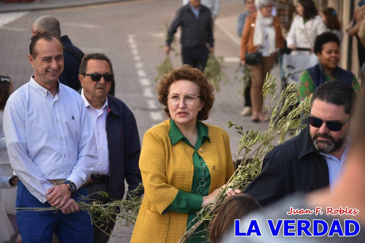 La procesión del Domingo de Ramos recorre la calle Mayor y La Corredera de Caravaca