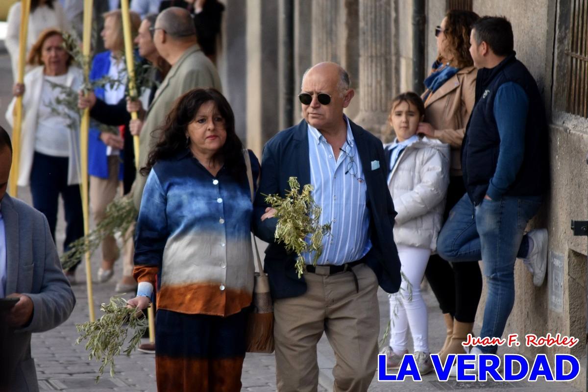 La procesión del Domingo de Ramos recorre la calle Mayor y La Corredera de Caravaca