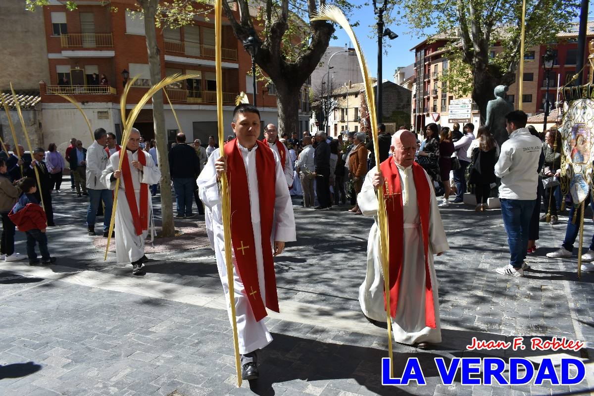 La procesión del Domingo de Ramos recorre la calle Mayor y La Corredera de Caravaca
