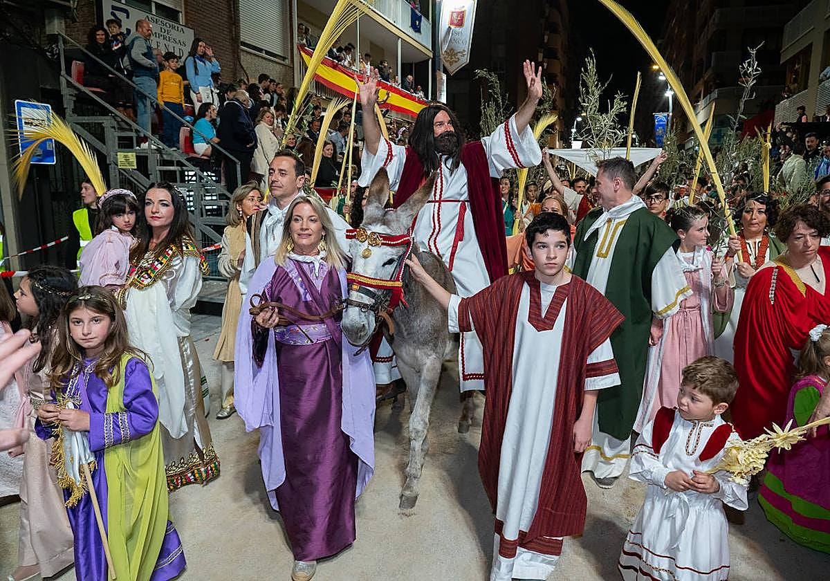 Las imágenes del desfile de Domingo de Ramos en Lorca