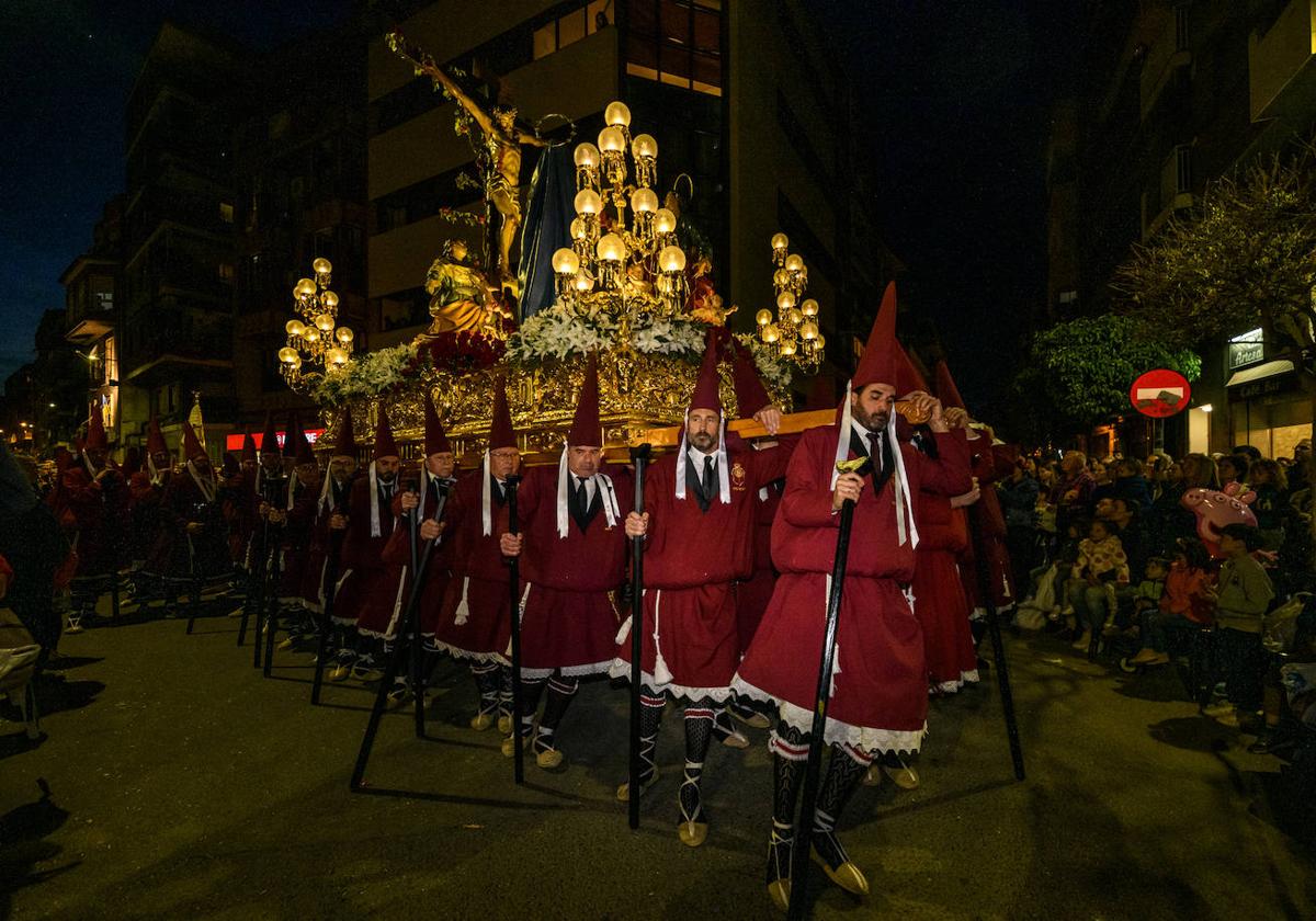 Las imágenes de la Procesión de Lunes Santo en Murcia