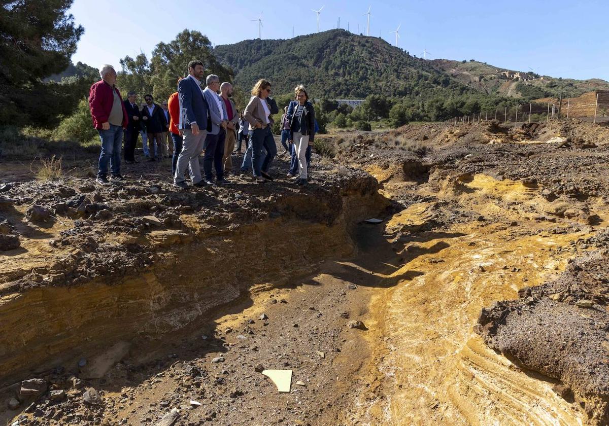 Las imágenes de la visita de Teresa Ribera a La Manga y La Unión