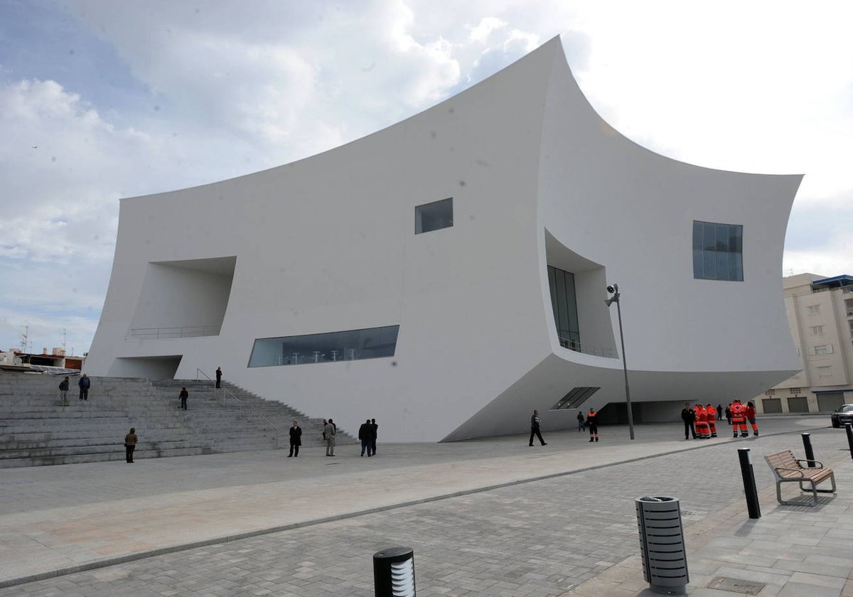 El auditorio Infanta Elena de Águilas, donde hasta ahora prestaba servicio la firma Ekipo Medios SL.