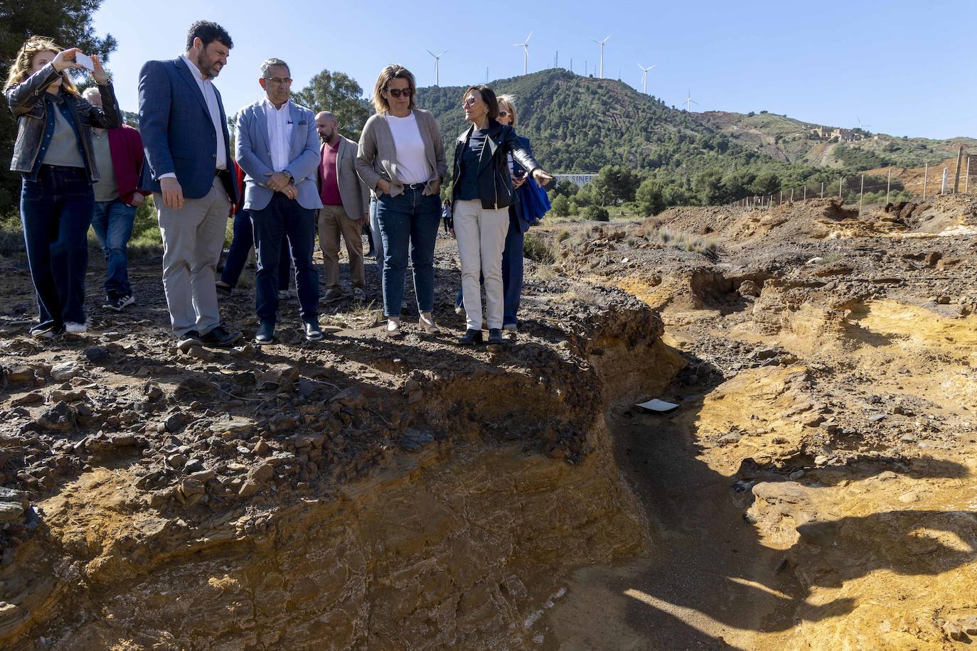 Las imágenes de la visita de Teresa Ribera a La Manga y La Unión