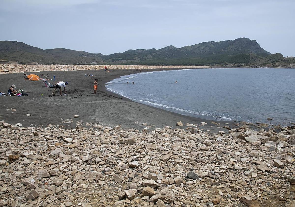 La playa de San Bruno, en Portmán, en una imagen de archivo.