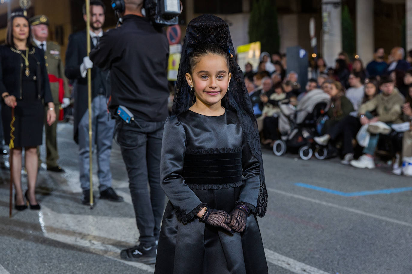 Militares, guardias civiles y armaos imprimen carácter marcial al Lunes Santo