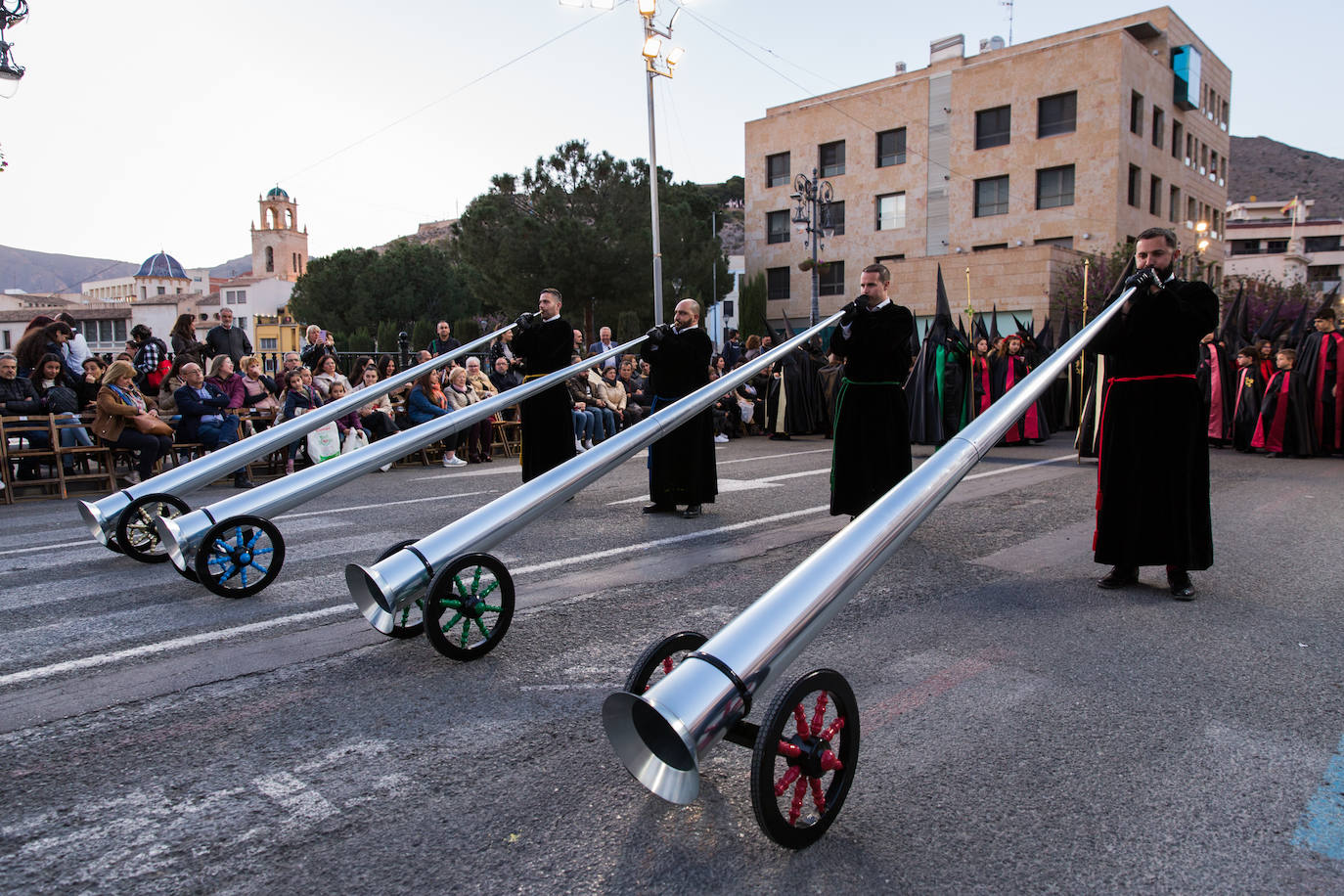 Alarde de solemnidad y devoción en el Martes Santo