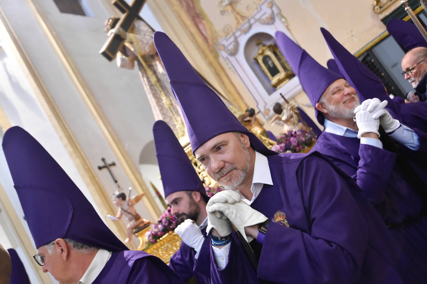 Multitudinario traslado de Nuestro Padre Jesús Nazareno