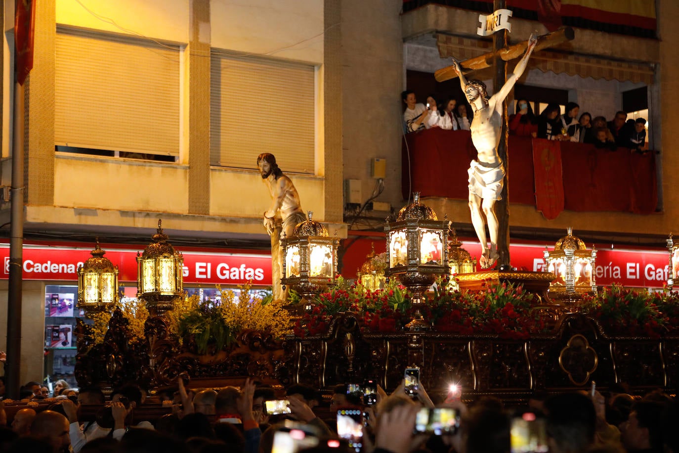 Encuentro de las imágenes del Paso Encarnado en Lorca