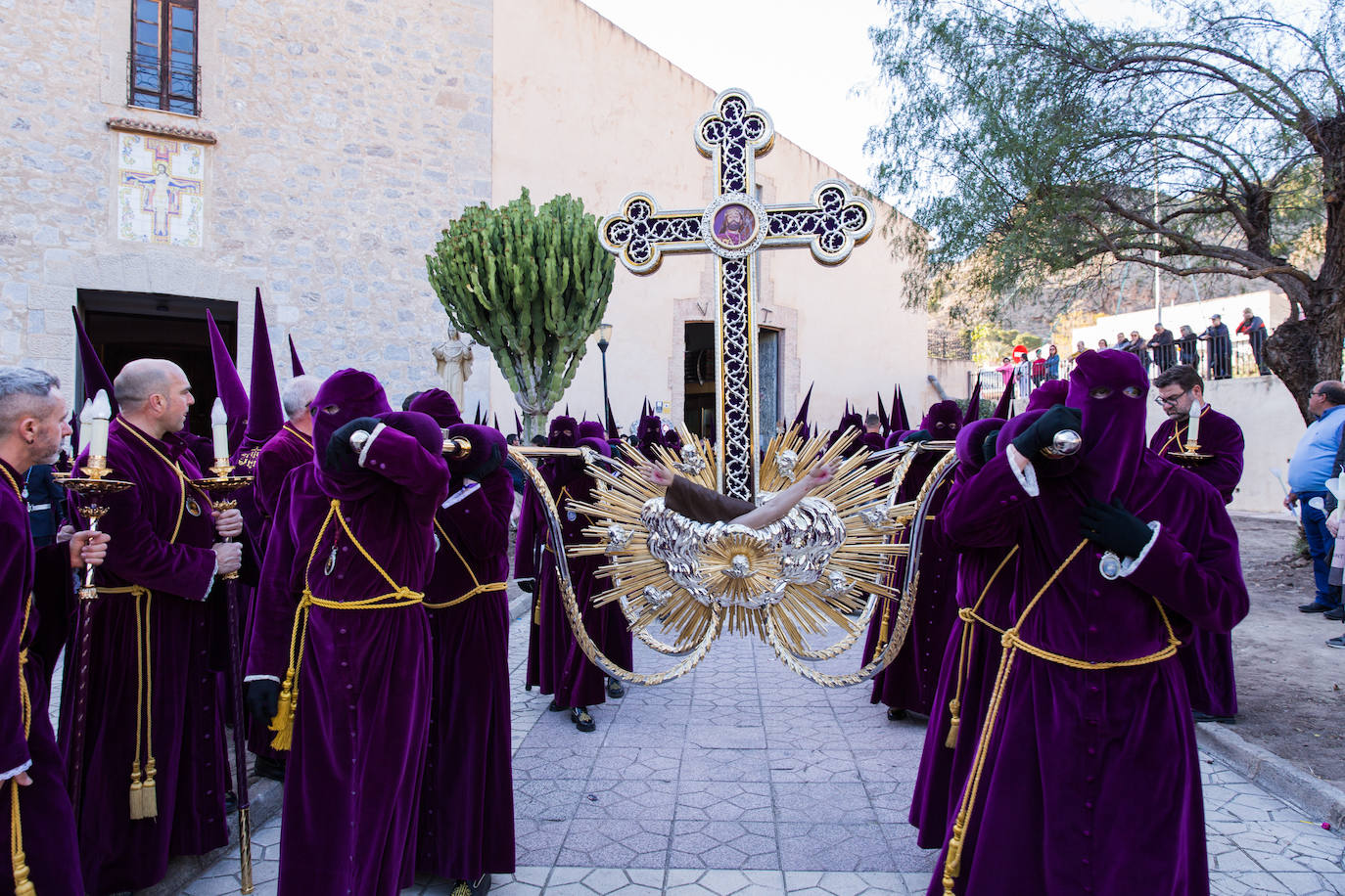 Orihuela recibe el cariño y la bendición de &#039;El Abuelo&#039;