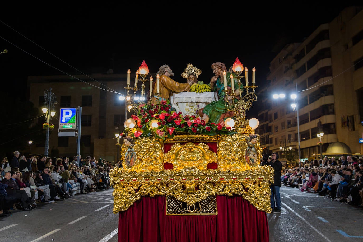 La Santa Cena es una obra Enrique Galarza de 1944 sobre torno de Valentín y Domingo García Quinto.