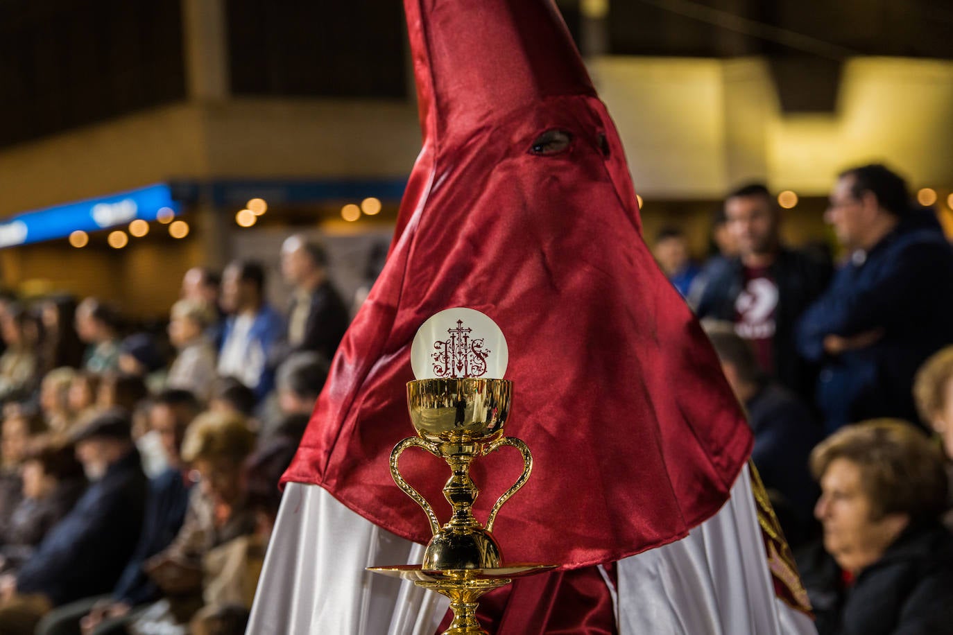La Cena y el Lavatorio hacen alarde de devoción mariana