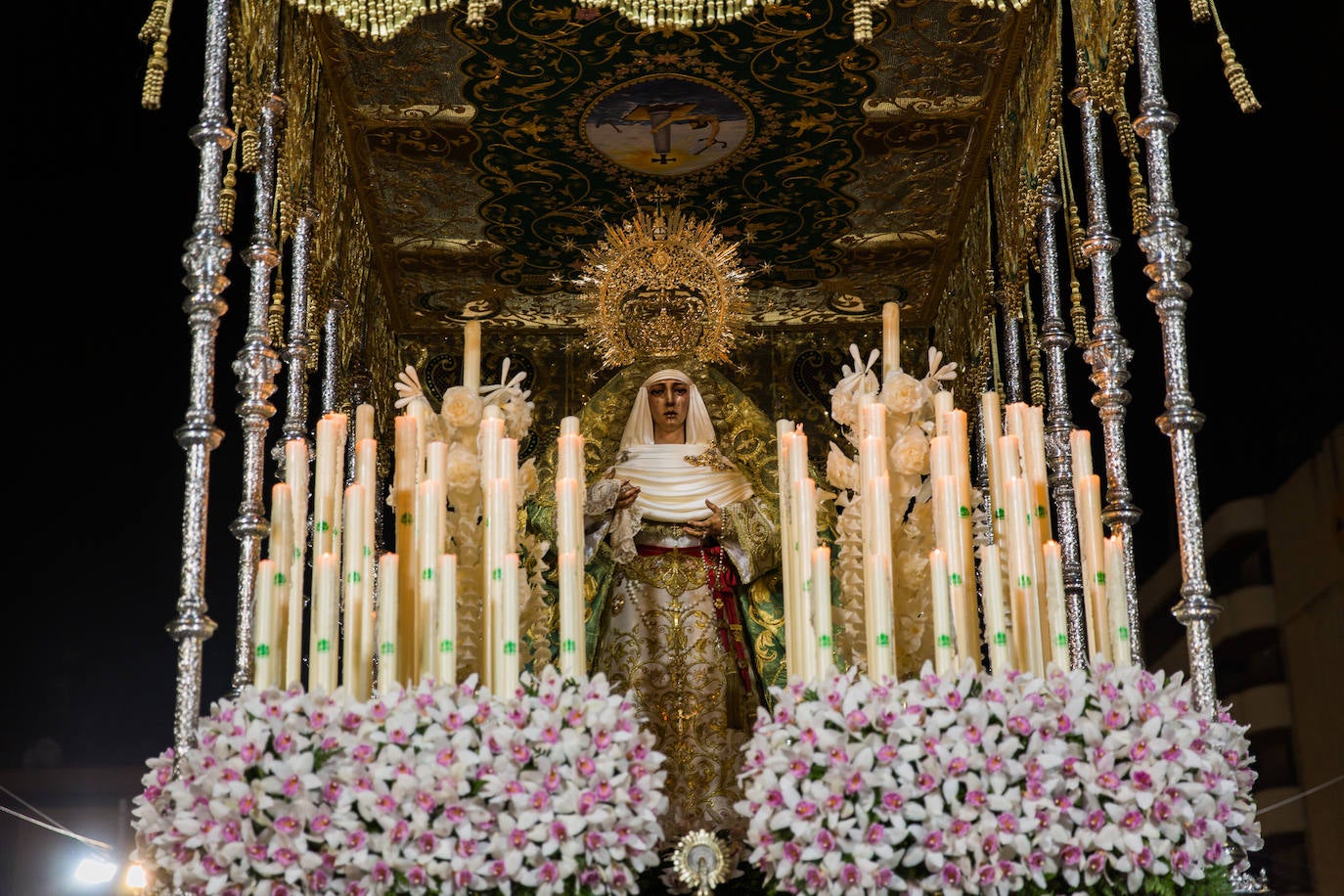 La Cena y el Lavatorio hacen alarde de devoción mariana