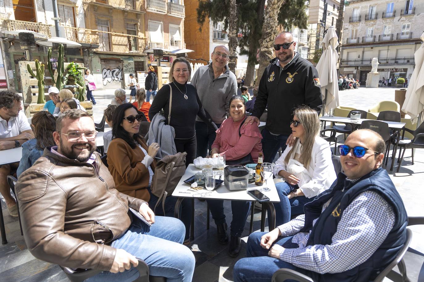 Cartageneros y turistas se echan a la calle en Semana Santa
