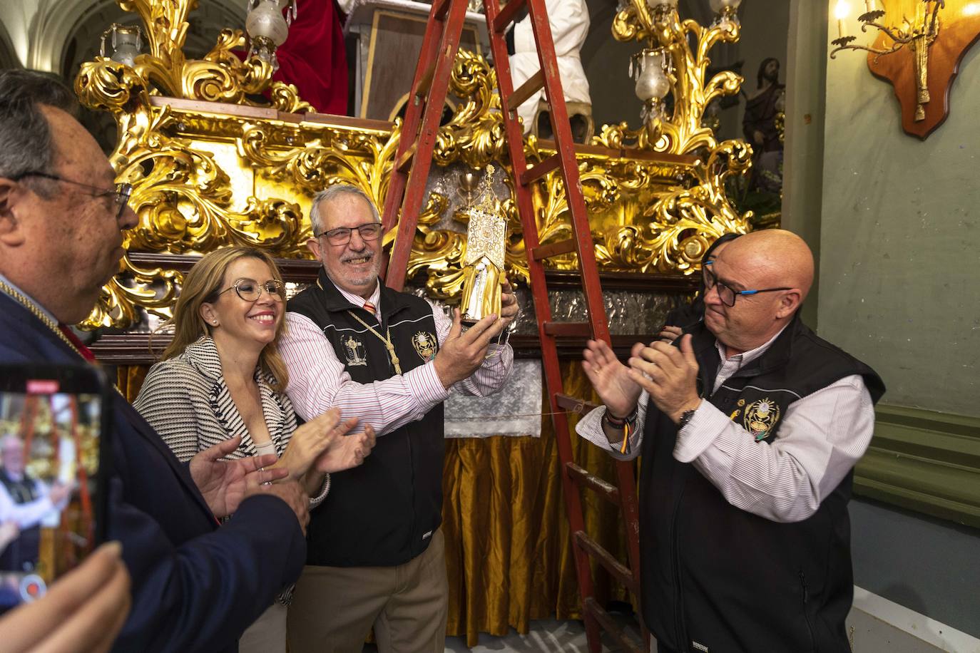 Cartageneros y turistas se echan a la calle en Semana Santa
