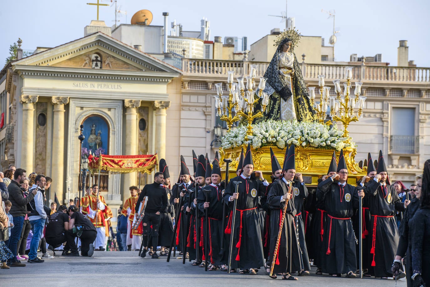 Las imágenes de la procesión de la Sangre del Jueves Santo en Murcia