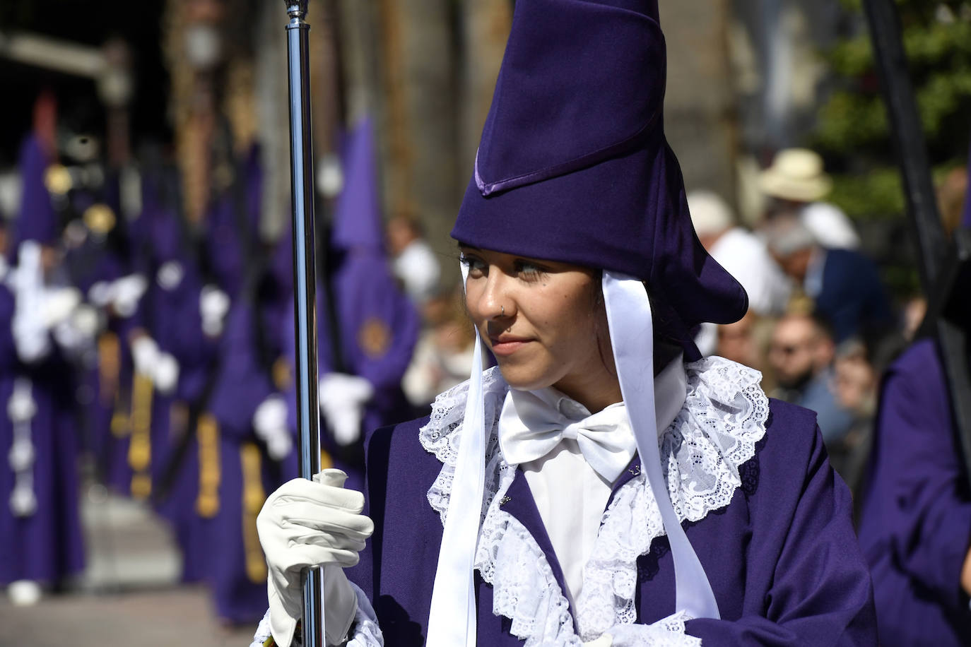 Los murcianos se emocionan con la procesión de Viernes Santo