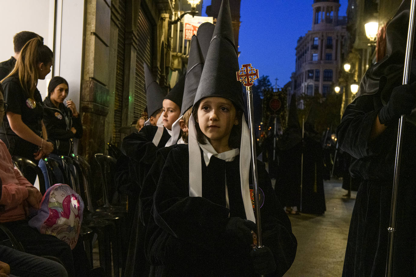 La procesión del Santo Sepulcro del Viernes Santo en Murcia, en imágenes