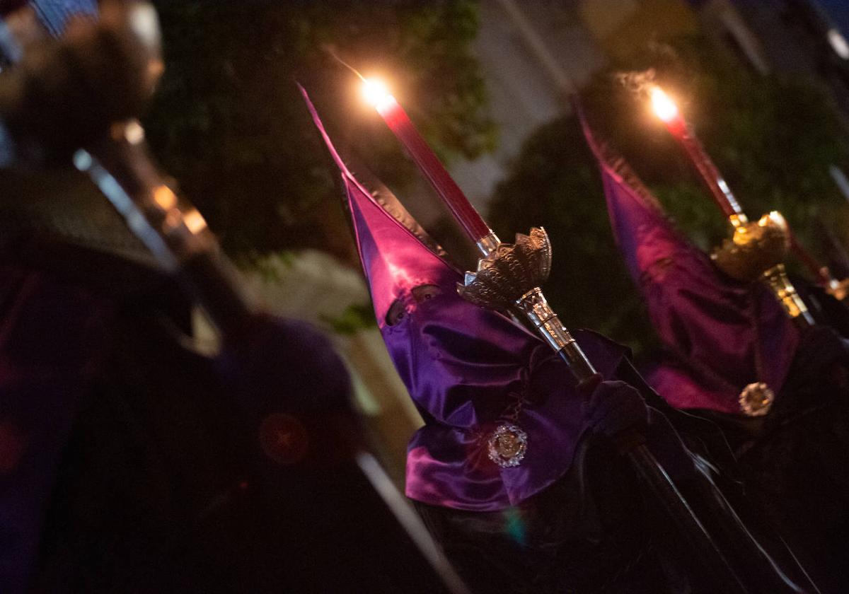 Las imágenes de la procesión del Silencio el Jueves Santo en Murcia